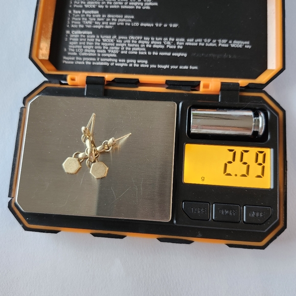 Custom gold earrings - Picture 3 of 7